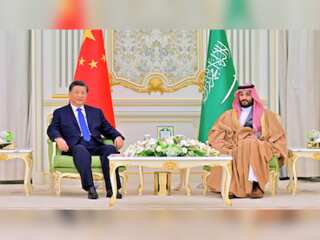 China-Arab ties hit new milestone; Saudi hosts China-Arab leaders' meet