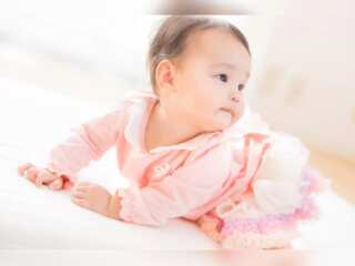 Japan is paying people to have babies