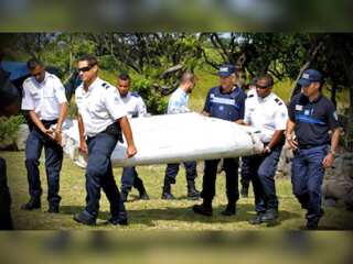 Malaysian MH370 Missing: Was MH370 deliberately downed by Pilot? Debris offers new clues