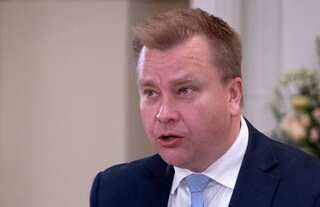 Finnish Defence Minister Antti Kaikkonen announces paternity leave amid NATO bid, Mikko Savola to replace him