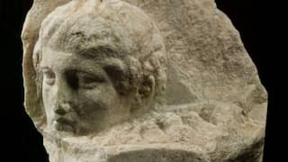 Pope Francis orders return of three Parthenon fragments to Greece 