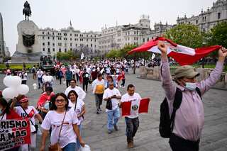 Peru: Two cabinet ministers step down amid protests over ouster of ex-president Castillo
