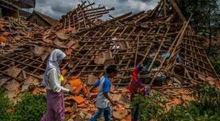 Death toll in Indonesia earthquake increased to 602 after new count