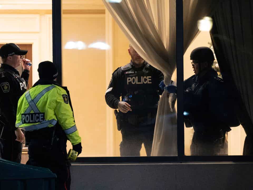 Five people shot dead by gunman at a residential unit in Toronto