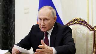 Ukraine war: Vladimir Putin slams the West for trying to 'tear apart' Russia