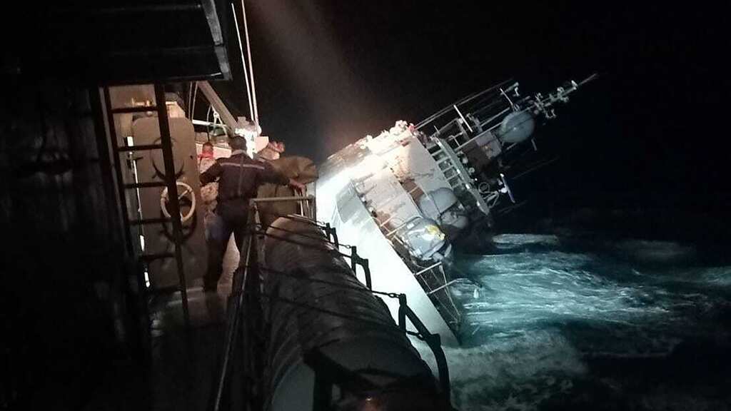 Thai navy shipwreck: Bodies of six sailors discovered by rescuers