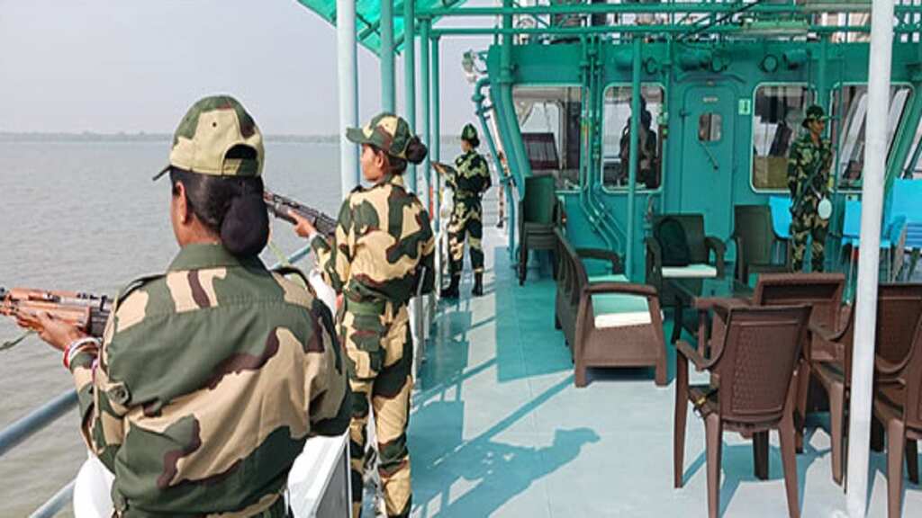 India: India-Bangladesh border security force outpost run by women
