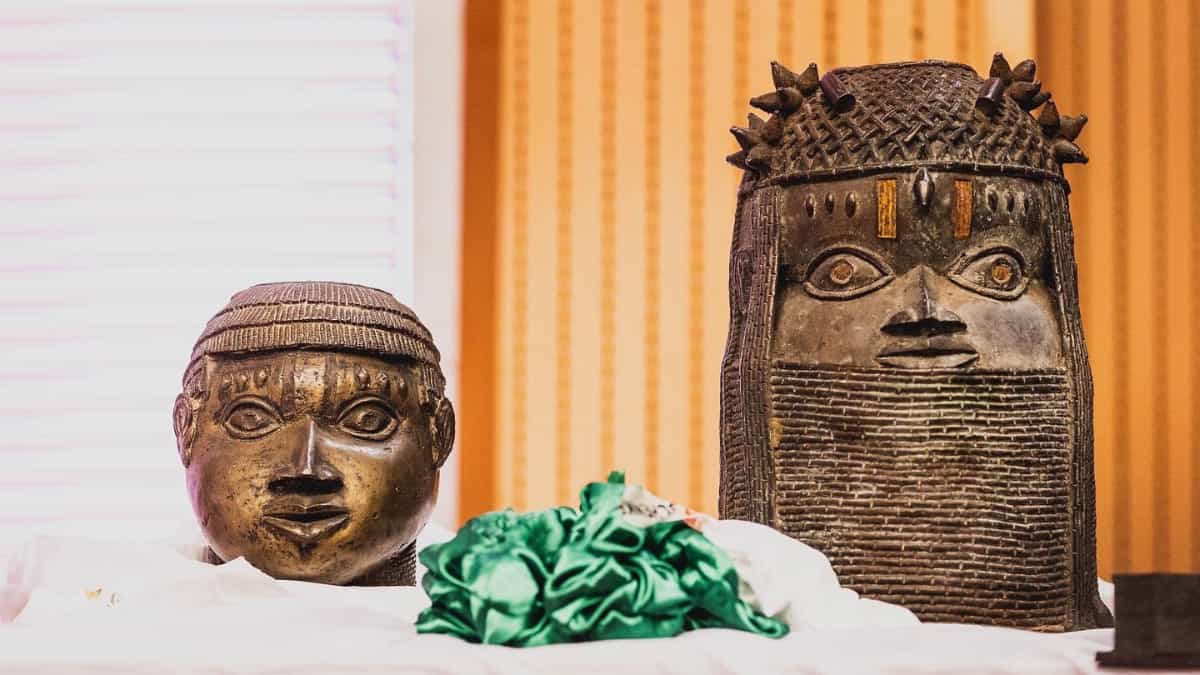 Cultural artefacts in casinos?