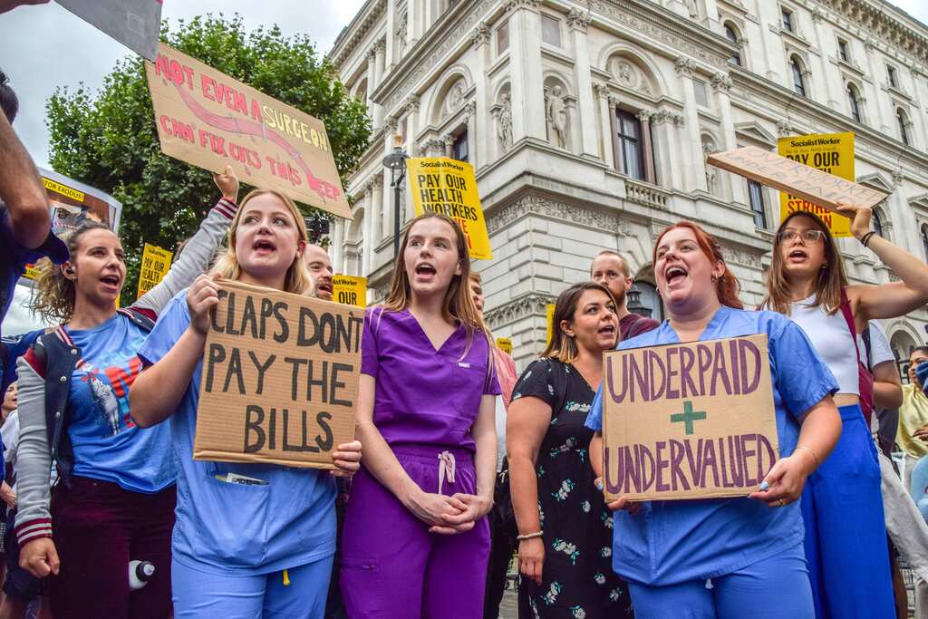 UK: After nurses, ambulance workers strike over pay rise