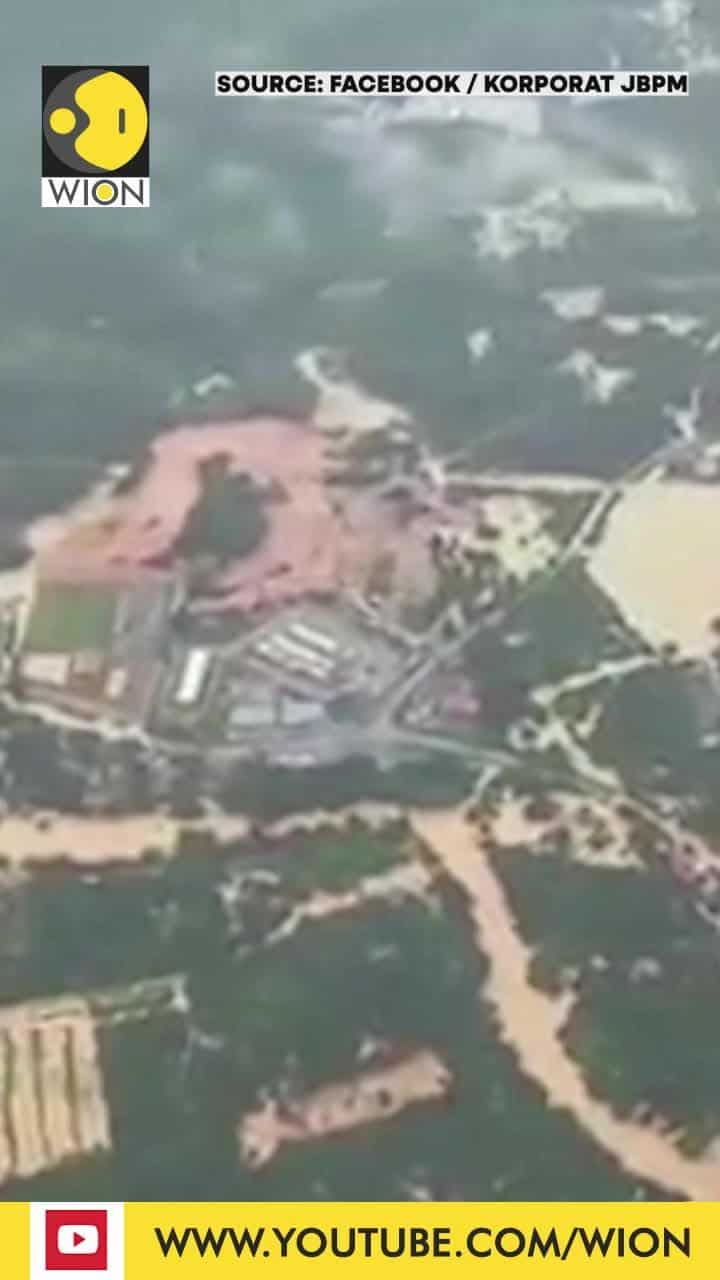 Massive flooding hits east coast of Malaysia, displaces thousands