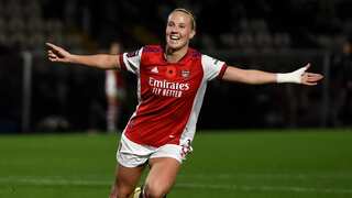 Britain: Footballer Beth Mead beat Ben Stokes to win Sports Personality of the Year 