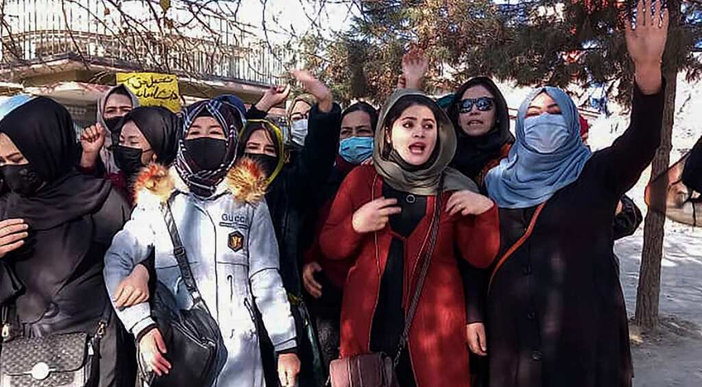 WATCH | Heartbreaking video of wailing Afghan girls goes viral after ban on female education