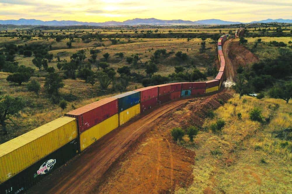 Arizona agrees to dismantle shipping container wall on Mexican border