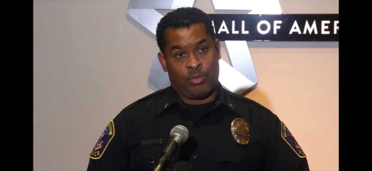US: Teen killed in shooting after group clash at Mall of America in Minnesota, cops hunt for suspects US: Teen killed in shooting after group clash at Mall of America in Minnesota, cops hunt for suspects