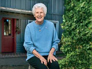 Legendary Golfer Kathy Withworth passes away at the age of 83
