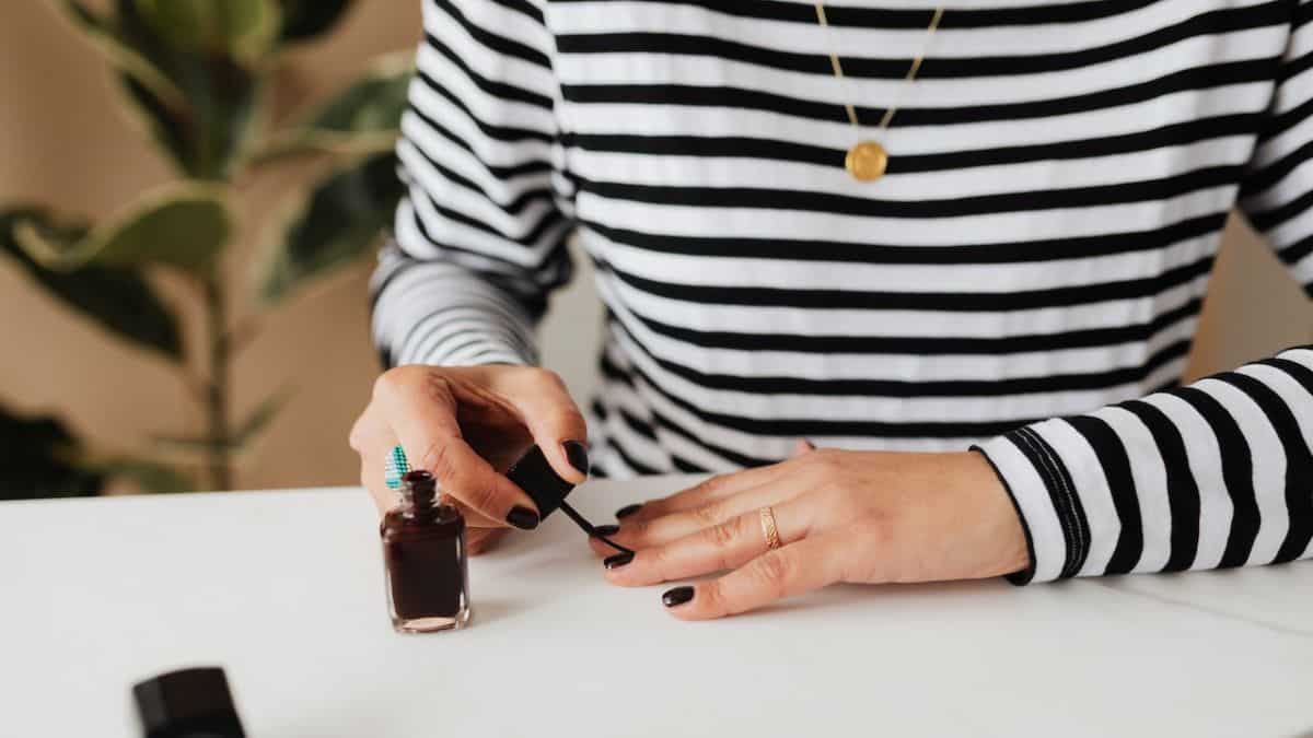 12 ways to take care of your nails this winter 12 ways to take care of your nails this winter