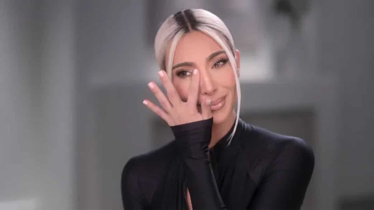 Kim Kardashian cries over co-parenting with ex-husband Kanye West: 'It's f**king hard' Kim Kardashian cries over co-parenting with ex-husband Kanye West: 'It's f**king hard'