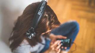 Listening to music can help cancer patients with pain and anxiety, says new study 