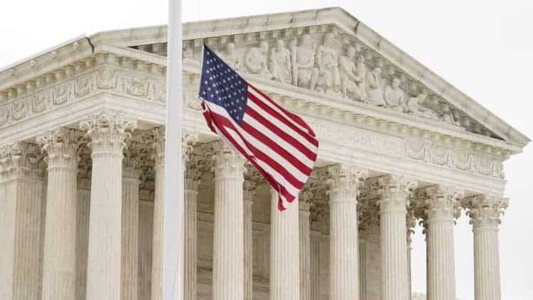 U.S. Supreme Court rules to keep Title 42 in place