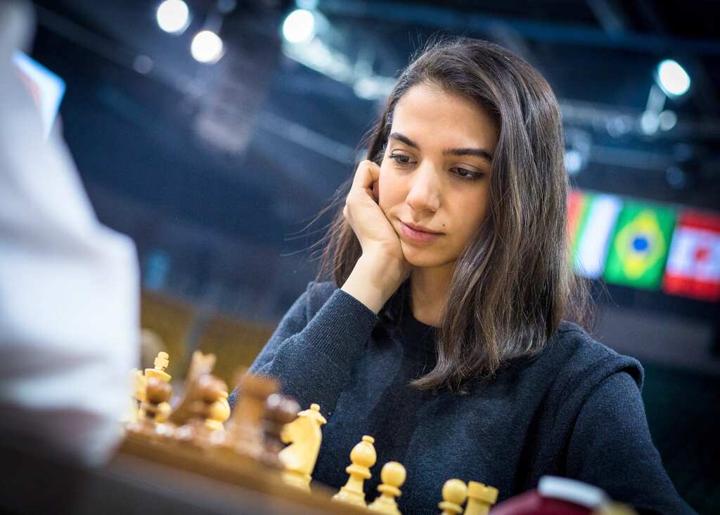 Woman chess player who competed without hijab does not represent Iran, says official
