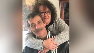 US couple dies of different types of cancer hours apart from each other