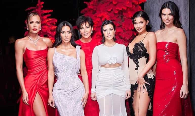What's the need? Kim Kardashian accused of sharing photoshopped pictures again