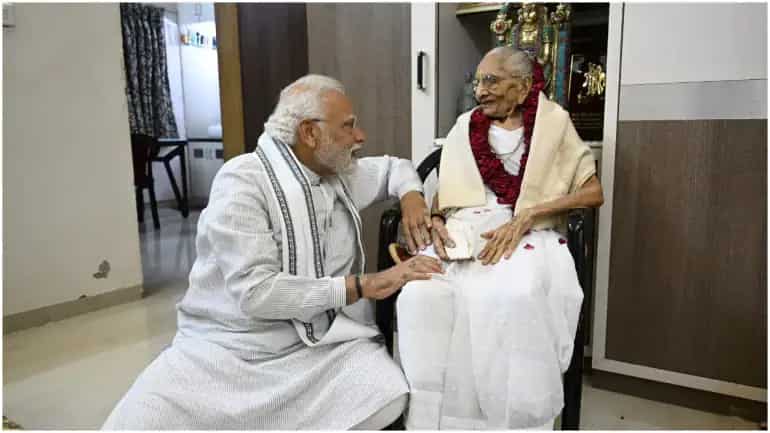 Indian Prime Minister Modi’s mother passes away at 100 Indian Prime Minister Modi’s mother passes away at 100