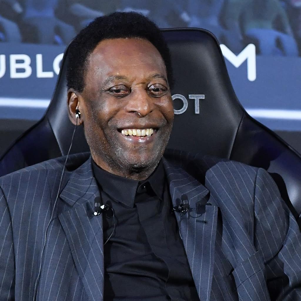 World reacts after Brazilian legend Pele dies of cancer at 82