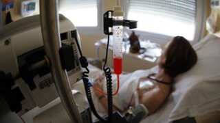 UK man, given a year to live, defeats stage-4 Cancer