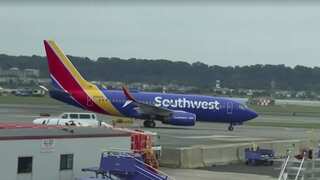 Southwest Airlines will reimburse passengers following mass flight cancellations