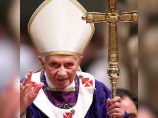 Vatican: Former Pope Benedict XVI dies at 95, bells ring to confirm his death