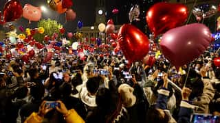 China: Thousands gather for New Year celebrations in Wuhan despite COVID-19 surge
