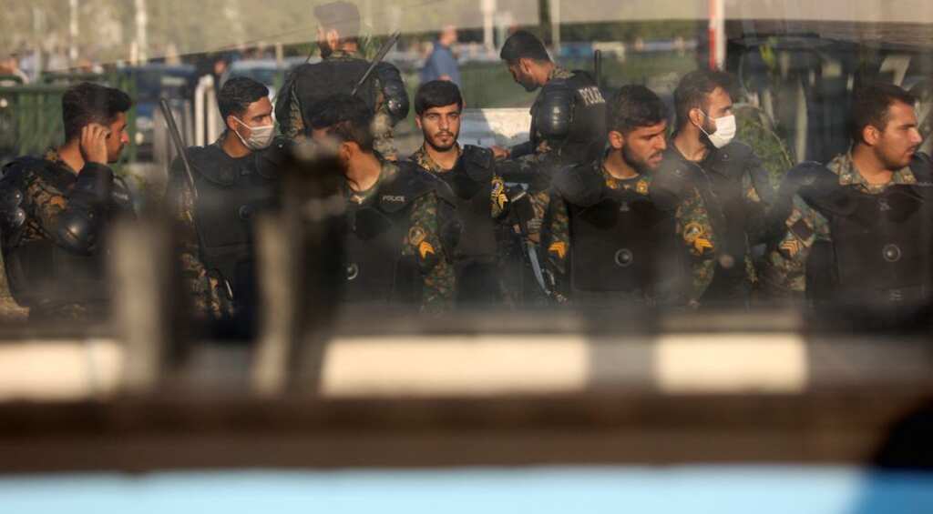 Iran releases football players arrested for attending mixed-gender party