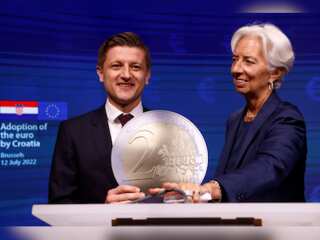 EU Chief congratulates Croatia on joining Schengen, Eurozone
