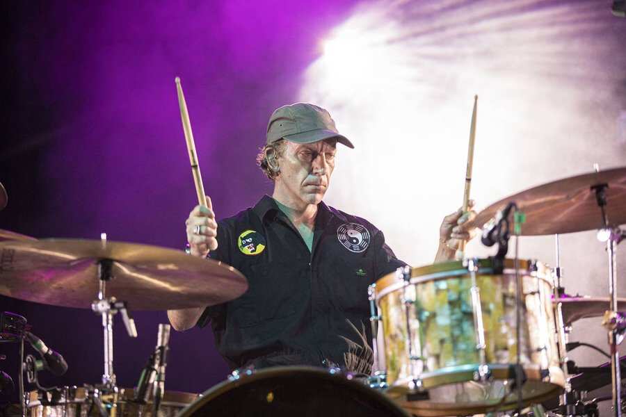 Who was Jeremiah Green? What caused the death of the Modest Mouse's drummer? What are his major achievements?