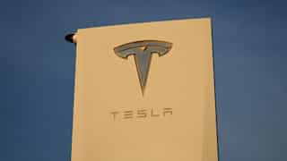 South Korea's KFTC fines Tesla $2.2 million for 'exaggerating' driving range of EVs in cold temperature