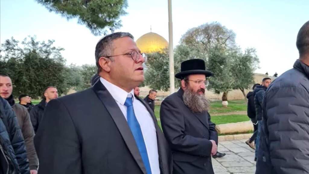 Ben-Gvir visits Al-Aqsa mosque in Jerusalem, enraging Palestinians, Jordan condemns move