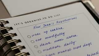 Science-backed tips for sticking to your New Year 2023 resolutions