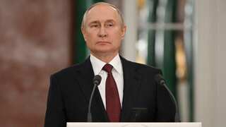Putin orders screening of documentaries showing heroism of Russian troops in Ukraine assault