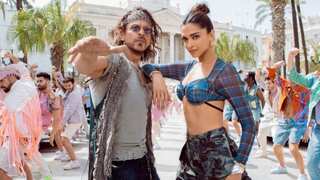 Shah Rukh Khan's Pathaan earns Rs 400 crores at the global box office within four days of its release