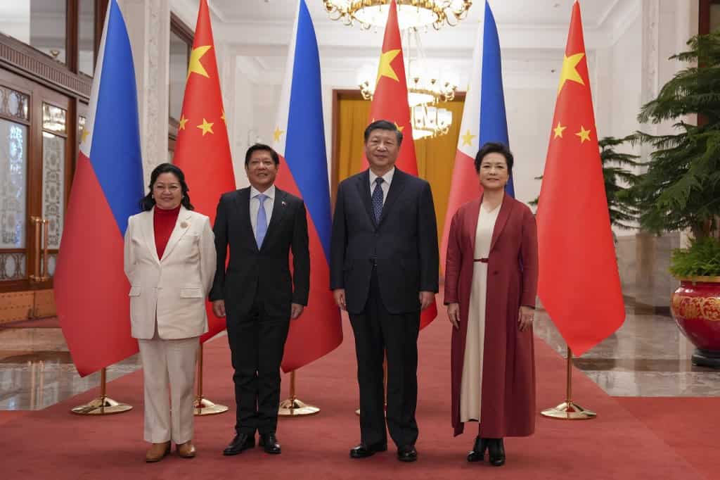 China, Philippines agree on direct communication channel