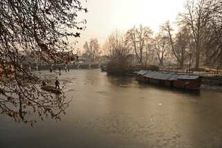 India: Srinagar records coldest night of the season at minus 6.4°C, MeT says mercury to drop further