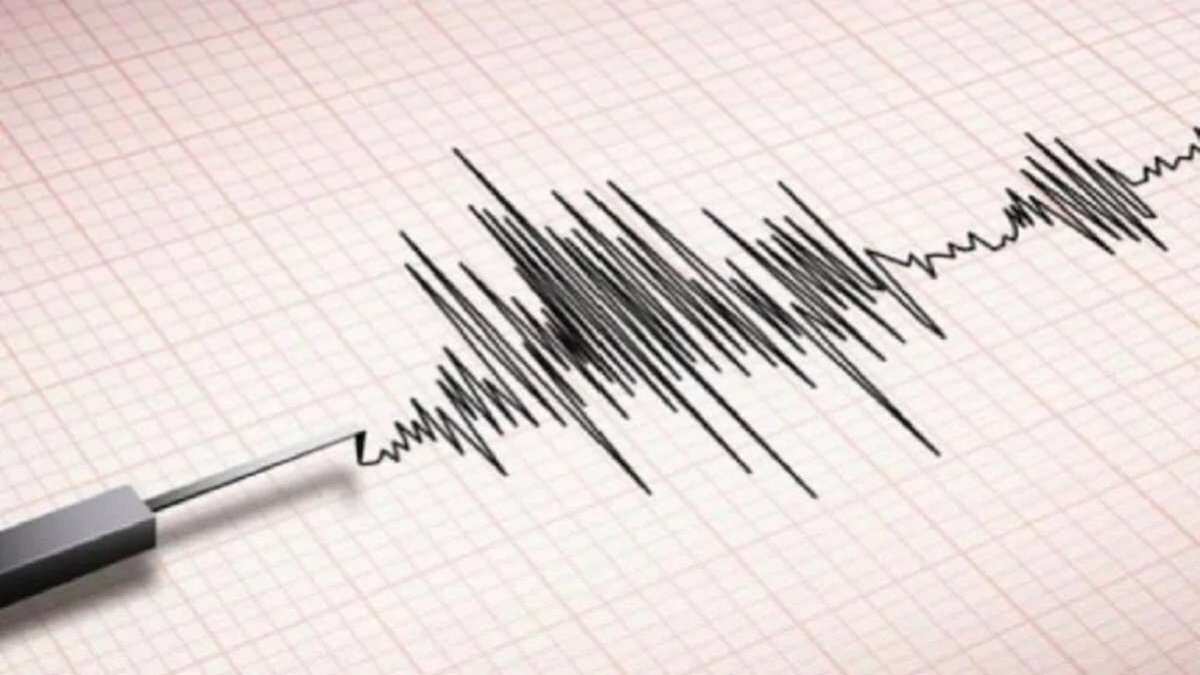 Tremors felt in Delhi-NCR after 5.9 magnitude earthquake strikes Afghanistan Tremors felt in Delhi-NCR after 5.9 magnitude earthquake strikes Afghanistan