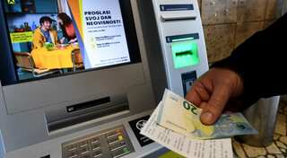 Eurozone inflation rate falls for second month in a row, down to single digits