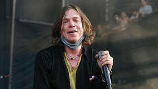 Matt Shultz of Grammy-winning rock band 'Cage the Elephant' arrested for gun possession in NYC