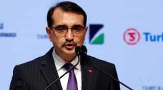 Turkiye, Russia continue discussion on gas payment deferral, says energy minister