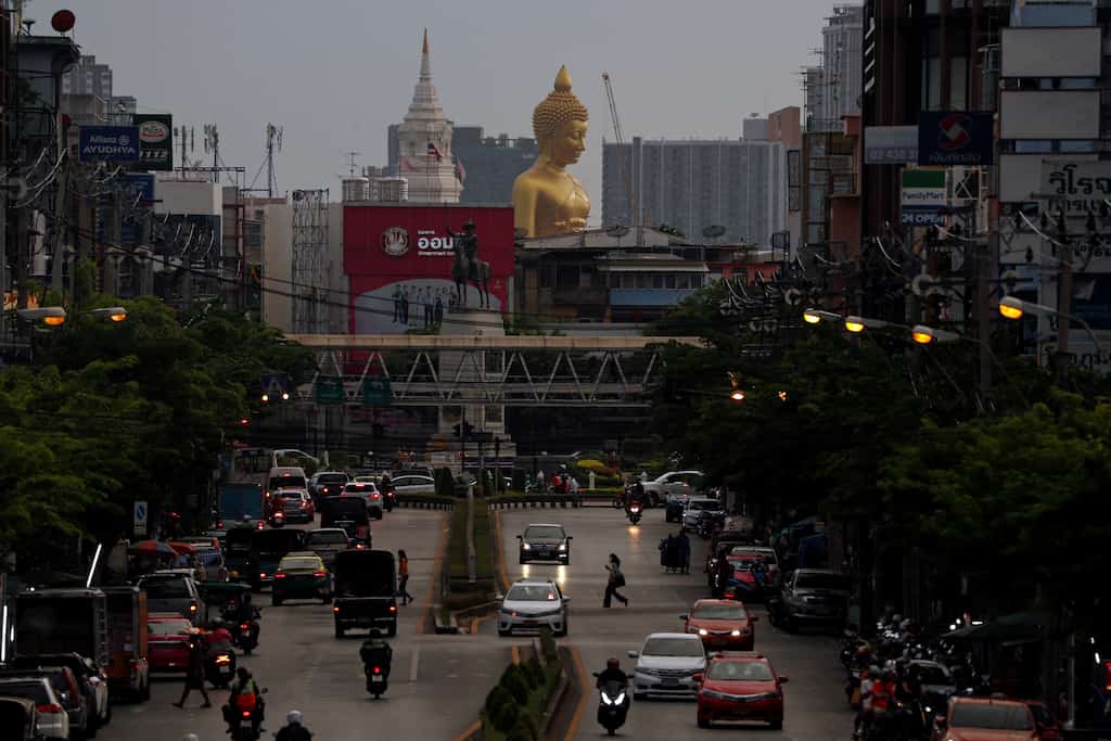 Thailand reimposes Covid entry rules in wake of China outbreak