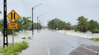 ‘Record-breaking’ floods leave Western Australia communities isolated, defence aircraft deployed for rescue