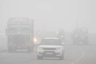 Severe cold wave sweeps north India, poor visibility due to fog delays many flights, 480 trains