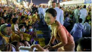 Thai princess who collapsed three weeks ago remains unconscious